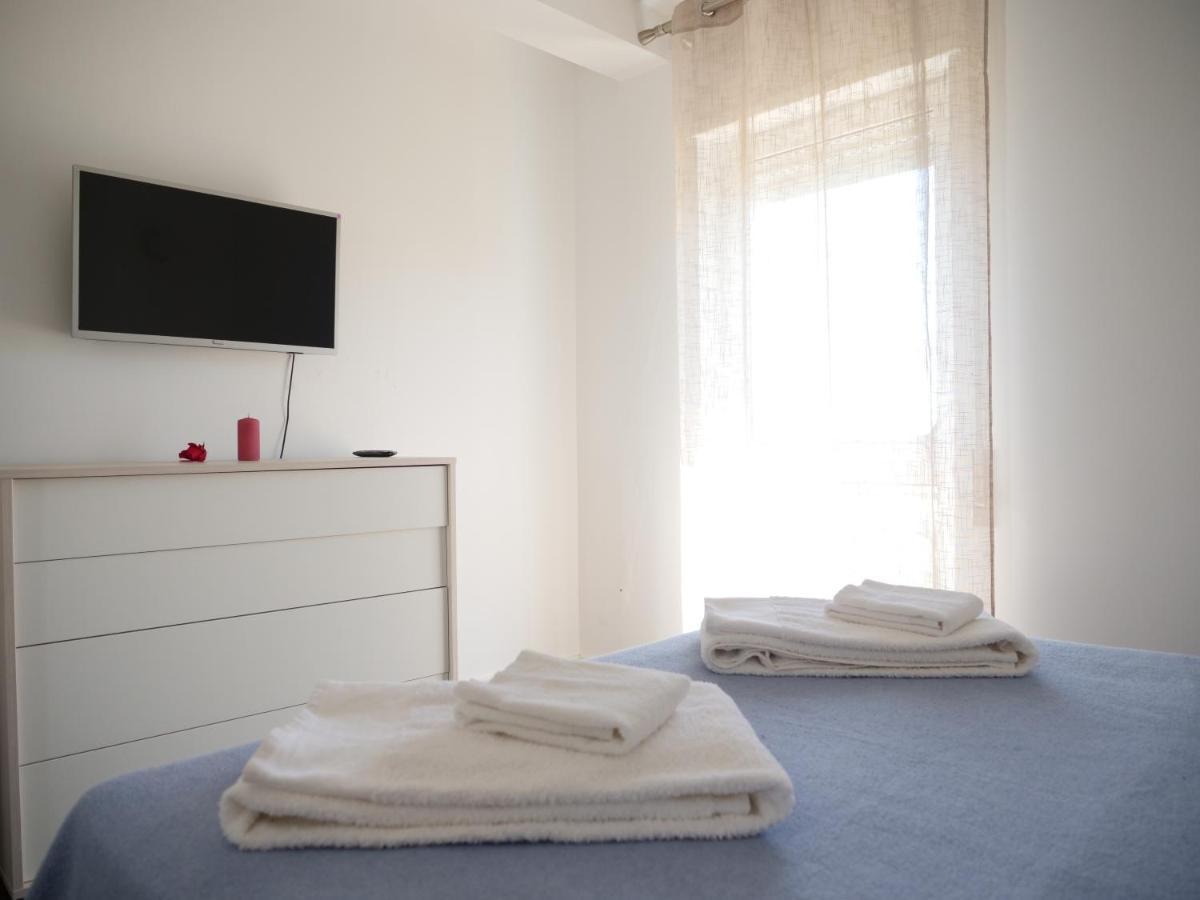 Cozy Apartment With Sea View Over Meia Praia Lagos Bagian luar foto