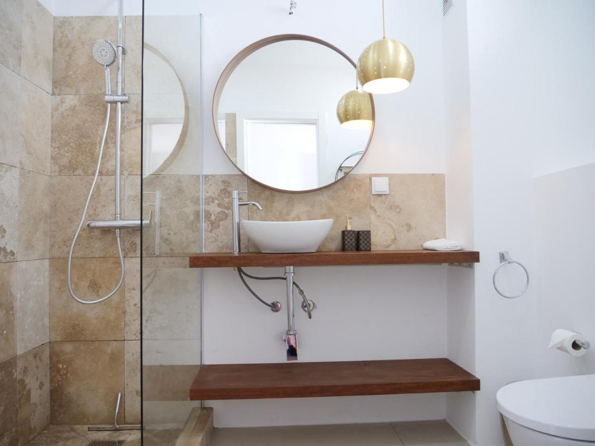 Cozy Apartment With Sea View Over Meia Praia Lagos Bagian luar foto